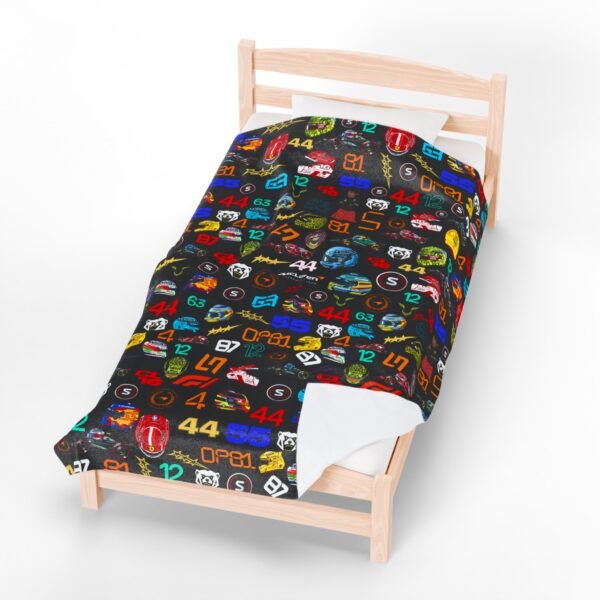 11810343077365554098_2048.jpeg 2025 F1 Doodle Plush Throw Blanket – Cozy Home Décor for Racing Fans
