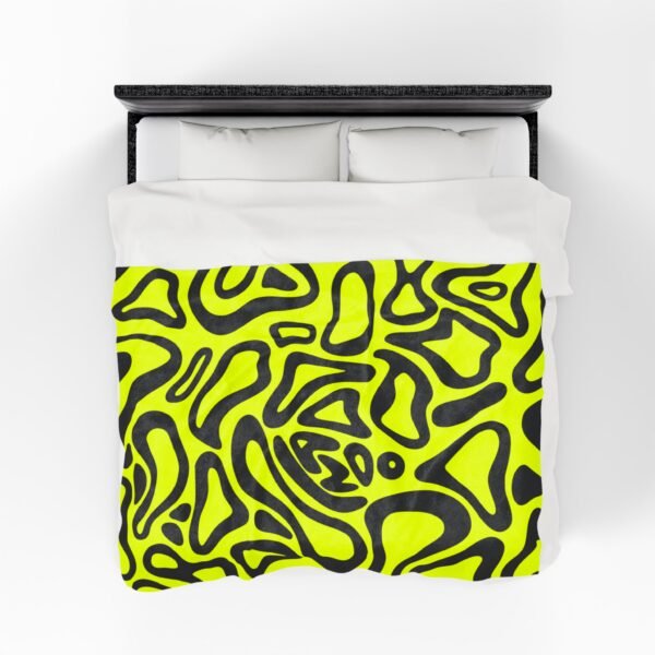 15094347936695413557_2048.jpeg Day Helmet Racing Plush Blanket Racing Helmet Throw Blanket Motorsport Fan Cozy Blanket Helmet Design Plush Racing Throw
