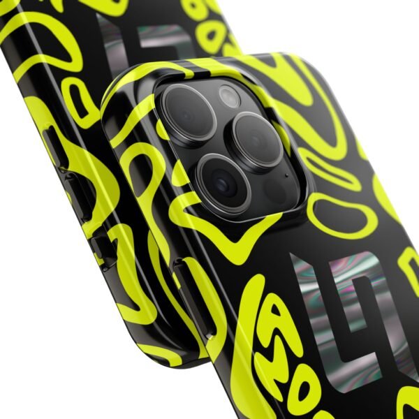 415662326343931054_4096.jpeg NOR 4 Chrome Helmet F1 2025 Phone Case