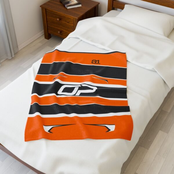 6320955283638874285_2048.jpeg Oscar Piastri OP81 Racing Helmet Plush Blanket – Monaco 2025
