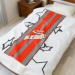 Hulkenberg throw blanket inspired by Nico Hülkenberg 2026 F1 helmet