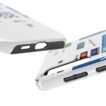 oscar-piastri-f1-silverstone-gp-2026-race-suit-phone-case-4.jpg Oscar Piastri phone case - Lifestyle Shot 4